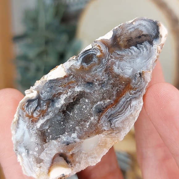 Oco Geode Quartz crystal Geode Agate Natural Crystal Decor - Picture 5 of 17